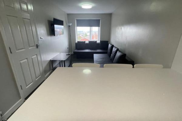 Ryan I Air I Bnb - 102 Mill Street - Free Parking Liverpool Quarto foto