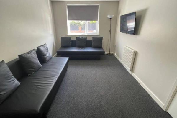 Ryan I Air I Bnb - 102 Mill Street - Free Parking Liverpool Quarto foto